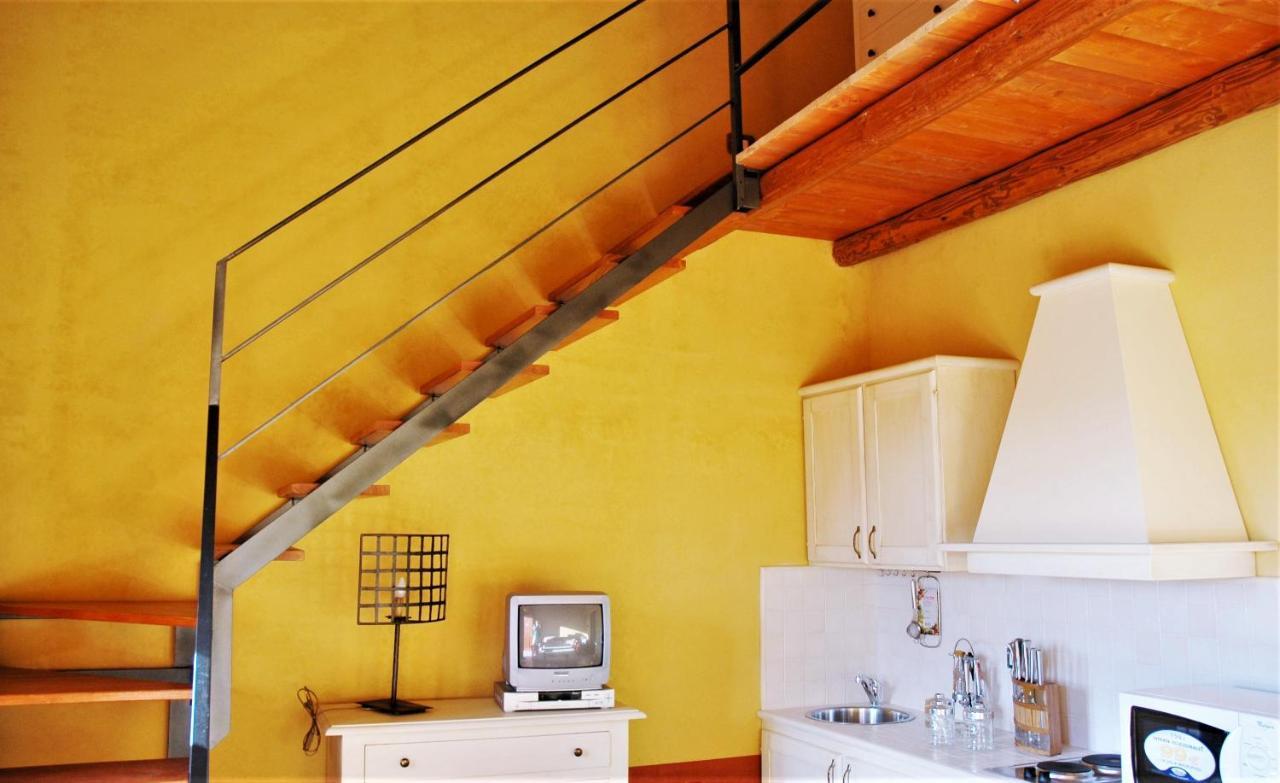 Bioagriturismo Antica Sena Milici Eksteriør bilde