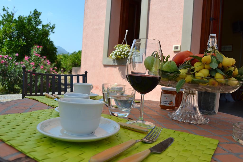 Bioagriturismo Antica Sena Milici Eksteriør bilde