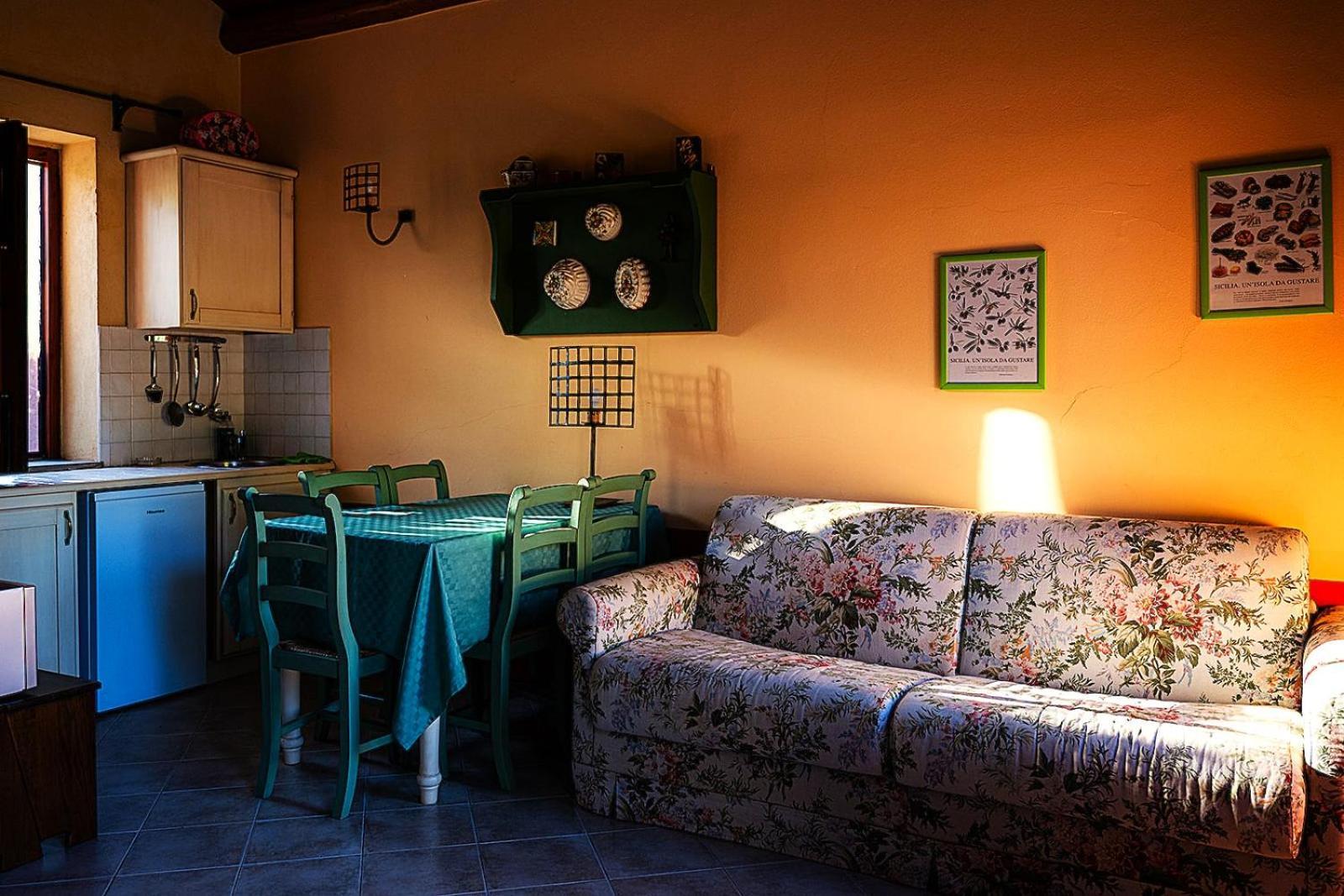 Bioagriturismo Antica Sena Milici Eksteriør bilde
